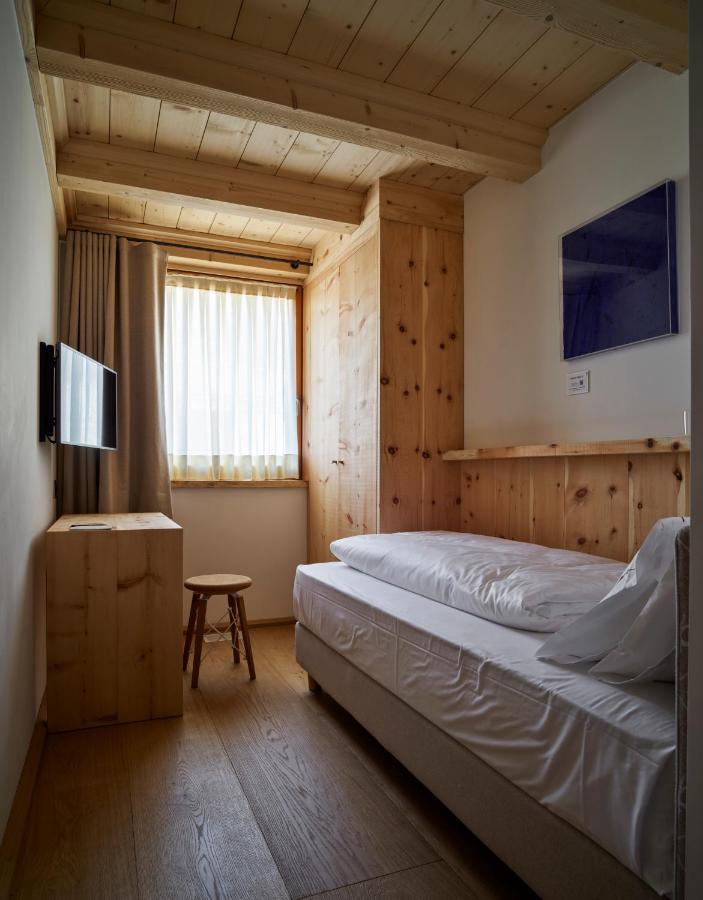 Dolomiti Lodge Alvera Cortina d'Ampezzo Exterior photo