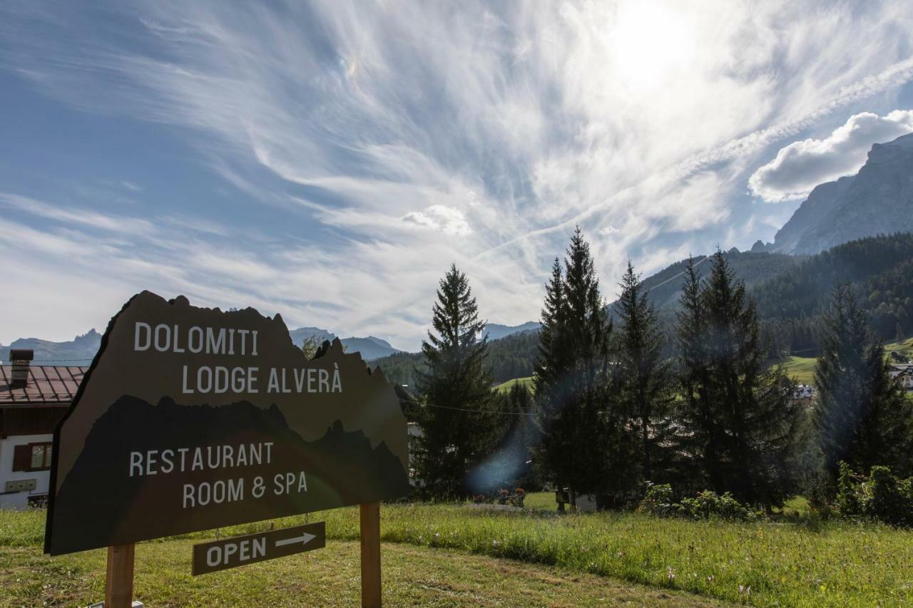 Dolomiti Lodge Alvera Cortina d'Ampezzo Exterior photo